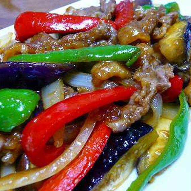 「宮殿焼肉のたれ にんにく×にんにく」で牛肉と野菜の炒め物♪