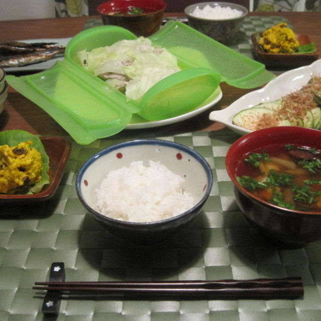 ルクエで☆豚肉とキャベツのレンジ蒸しとお野菜たっぷりの夕食