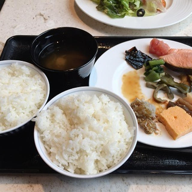 オチェーアノで朝食とお土産