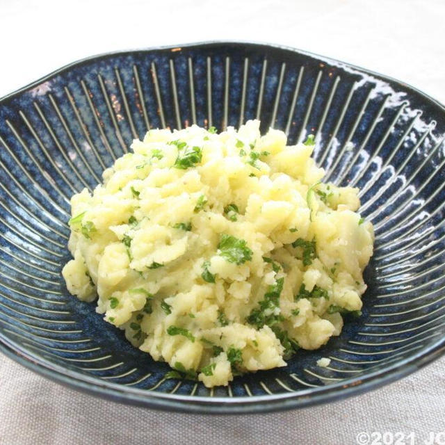 パセリのポテサラ