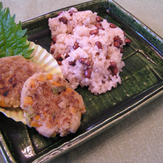 絶対にお勧め！＜レンコンのつくね＞そして私の好きなササゲのおこわ