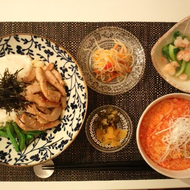 トントロとろろ丼とか