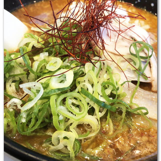 咖喱拉麺・カレーラーメンを啜る 〜餃子定食・来来亭〜