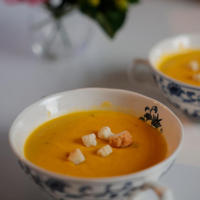 かぼちゃとサツマイモのスープ