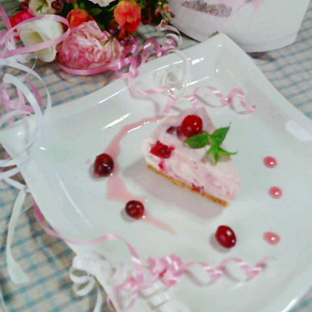 【グランベリー】のレアチーズケーキ♪