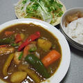 スープカレー風カレー。あんこの横顔。こむら返り