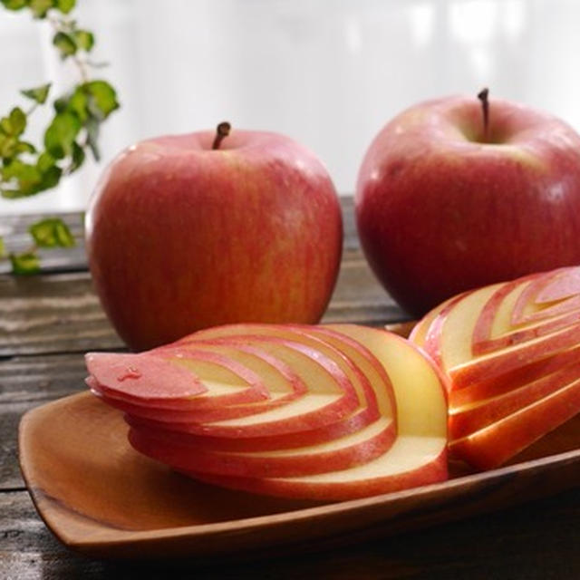 りんごの飾り切り スマイルりんご By さーくぴさん レシピブログ 料理ブログのレシピ満載