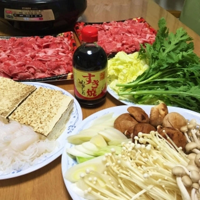きりたんぽも入れてすき焼き＆庭の姫リンゴ♪