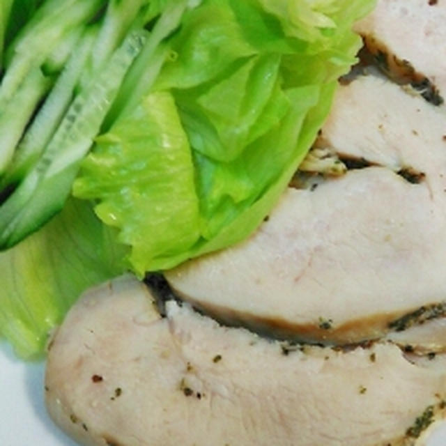 [簡単でおいしい！]レンチン☆イタリアンハーブミックス鶏ハム