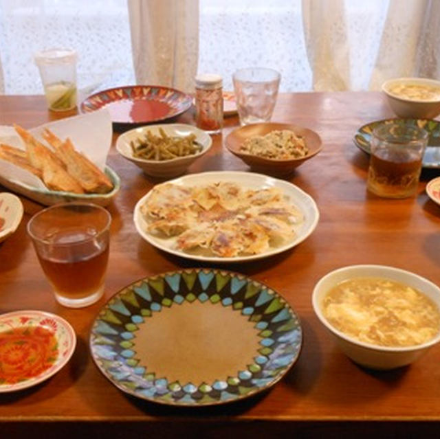 ８月２６日の夕飯　***　いとよりの唐揚げ　と　ぎょうざ　***
