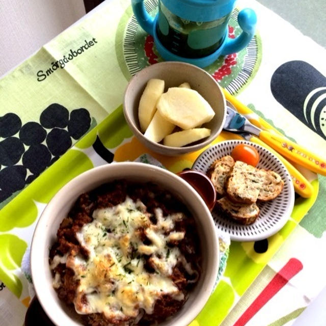 息子ごはん　野菜た～っぷりのミートソースはドリアに♡　育児の悩みは尽きない！