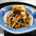 今日は食感☆暑いと炒め物が美味く感じるけど、でもね。。。肉入りゼンマイの炒め煮