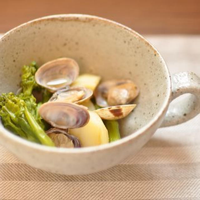 菜の花とあさりの酒蒸し　バター風味