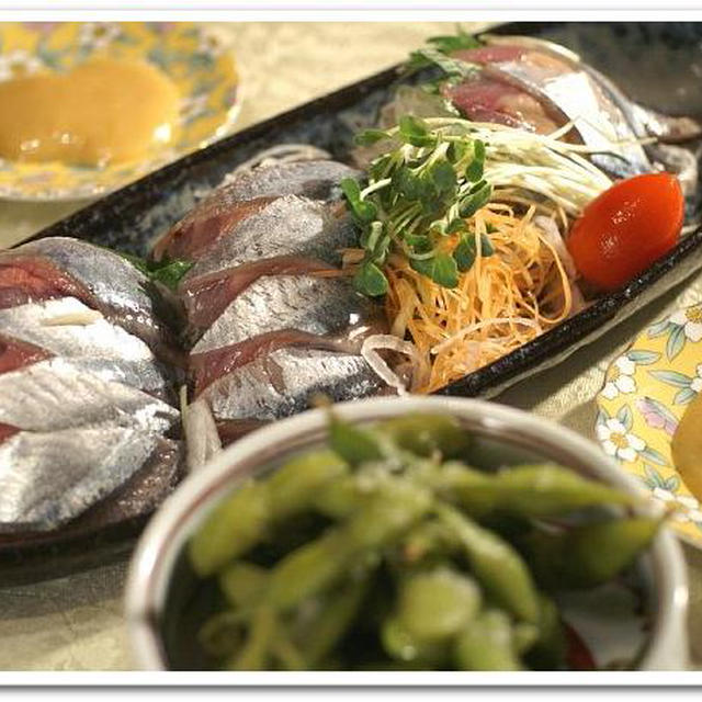 《居酒屋メニューde晩ご飯》秋刀魚のお刺身は辛子酢味噌で／豚肉の南瓜巻き他。