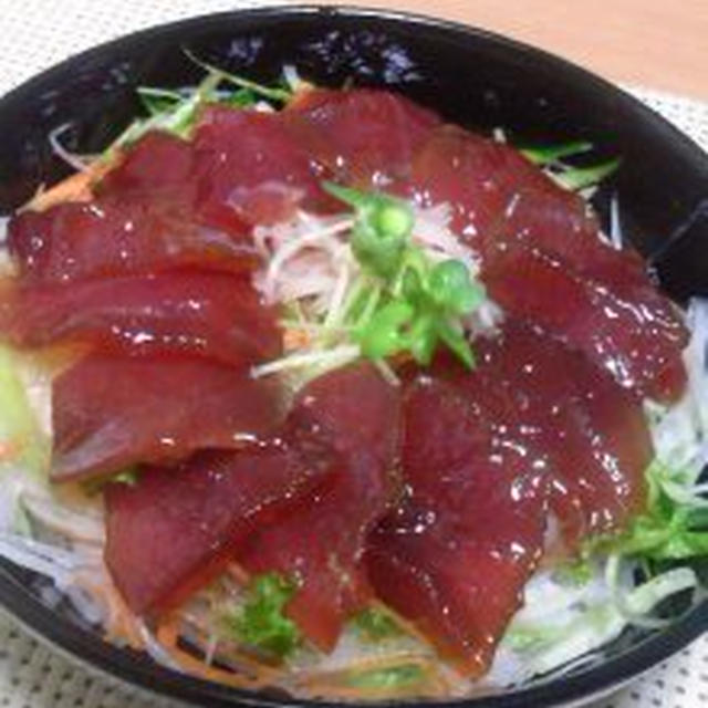 まぐろの漬け丼♪