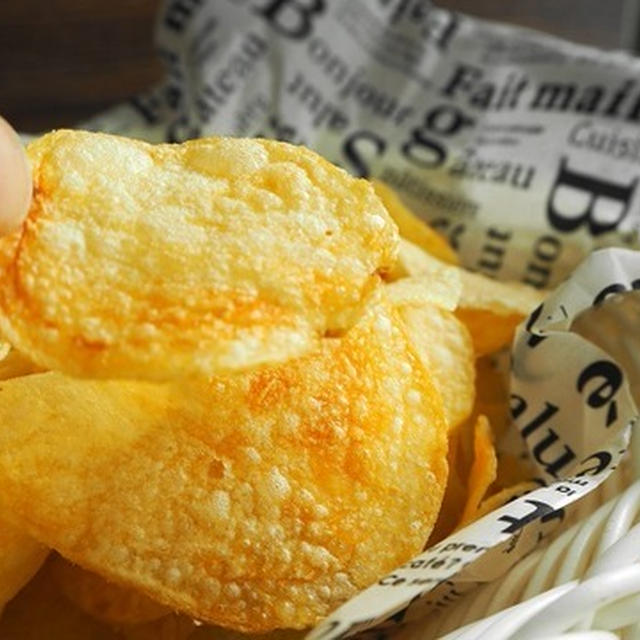 「新じゃが素揚げ」塩なしでもおいしことってあるんだ！