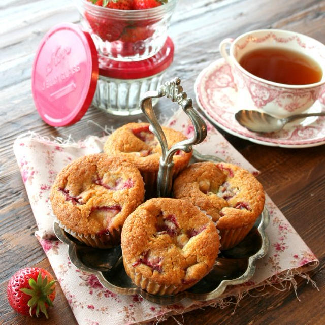 Strawberry Orange Almond Muffins – vegan苺オレンジアーモンドマフィン（ヴィーガン）