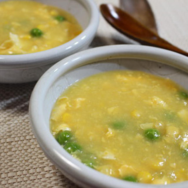 365日汁物レシピNo.54「グリンピースの入った中華コーンスープ」