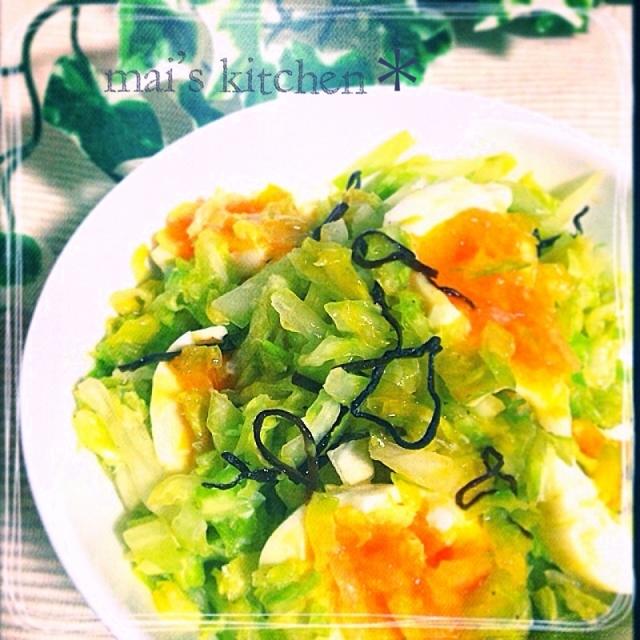 塩揉みキャベツと塩昆布のサラダ♡
