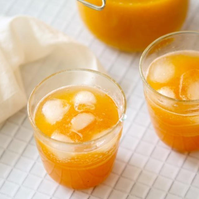 【材料4つ】暑い季節にゴクゴク飲みたい！完熟梅ペーストで作る「梅ジュース」の簡単レシピ