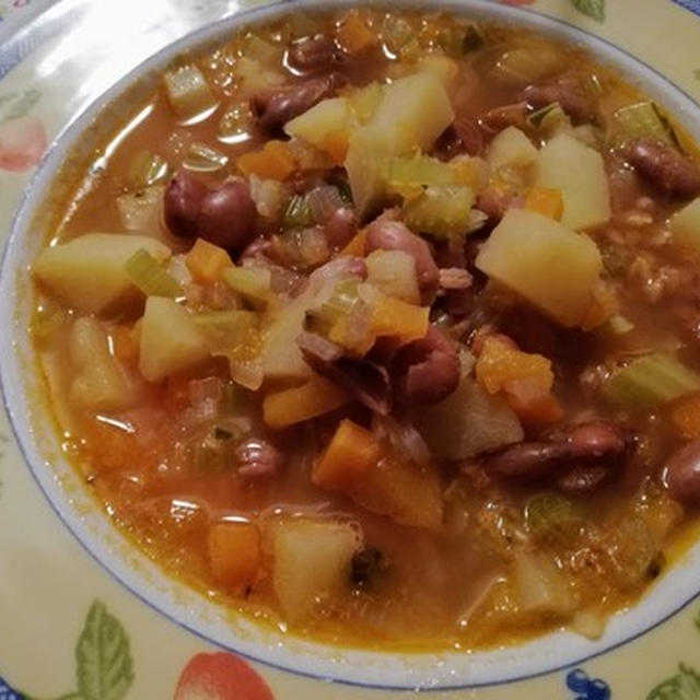 残り物野菜で作る簡単で美味しいミネストローネの秘密