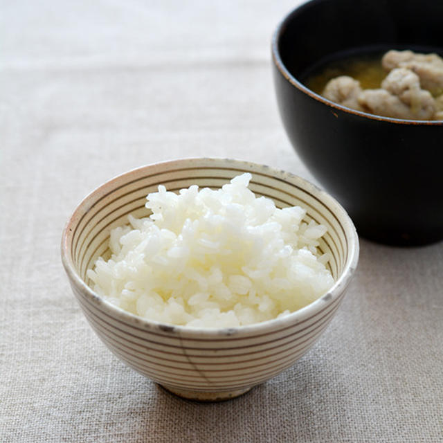 鮮度がおいしさの決め手のお米。新米をお先に『朱鷺と暮らす郷』