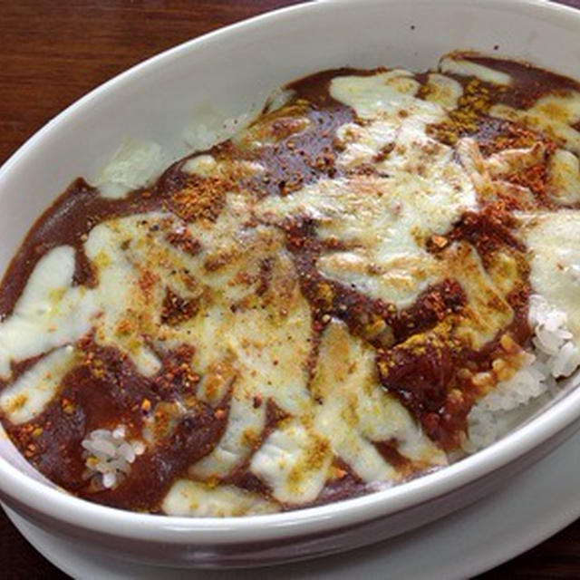 安もんのレトルトカレーやけど・・・