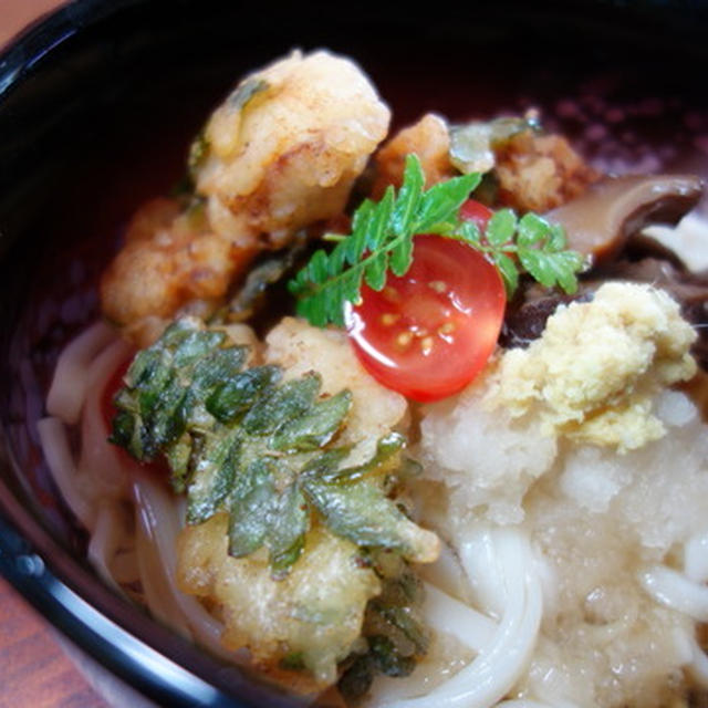 木の芽がいっぱいの鶏天おろしうどん