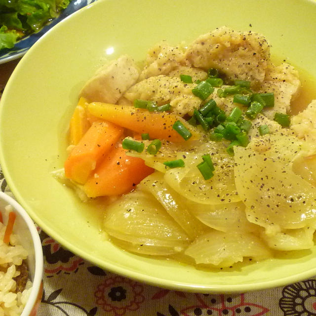 鶏胸肉のタイ風煮