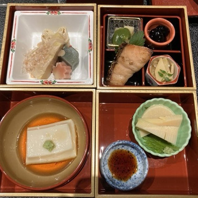 朝食を抜いて挑んだランチ