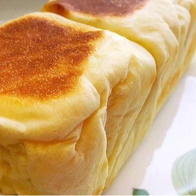 フライパンと牛乳パックがあれば楽チン！！ミニ食パンが作れます