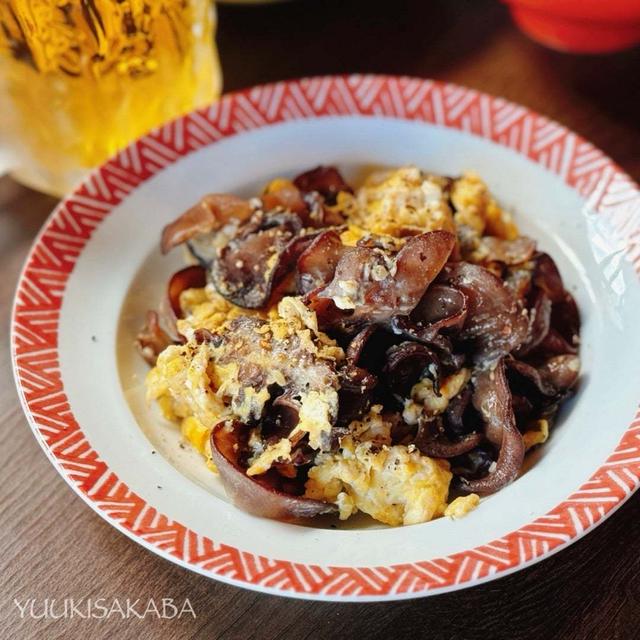 こんな日もある…な夕食　【ぷるんぷるん食感がクセになる♪ぱぱっとできるキクラゲおつまみ】