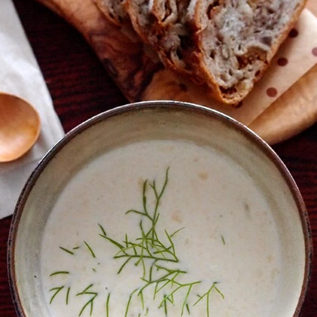 白いんげん豆（ソル・レオーネ）のスープ＆にゃ♪