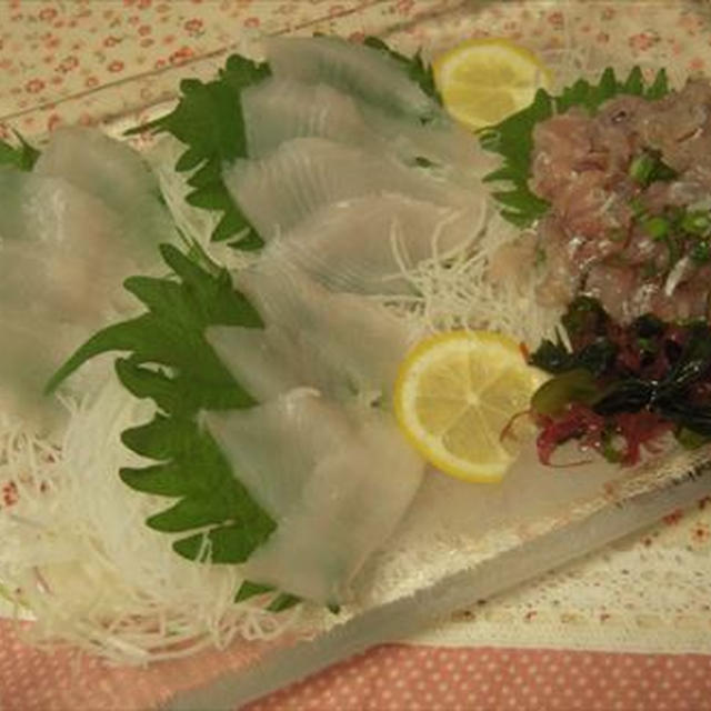 まながつおのお造りと仕切り皿にお惣菜