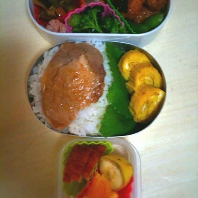 女子高生の生姜焼き弁当