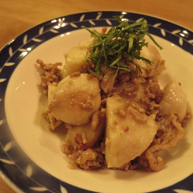 レシピブログ  ミツカン追いがつおのつゆでスタミナばっちり！里芋と豚ひき肉のガーリックそぼろ煮♪