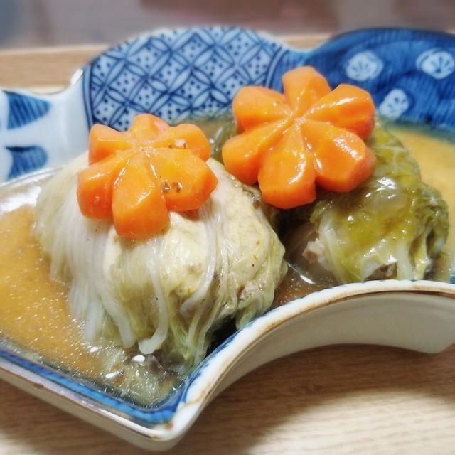 【家ごはん】 和風餡の ロール白菜♡　[レシピ]