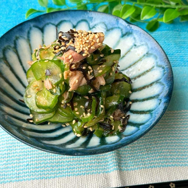 絶対ヤミツキになる⭐︎きゅうりとシーチキンの無限塩昆布和え