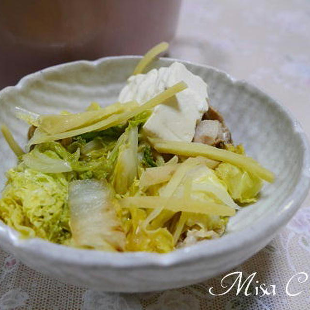 白菜と豚肉のしょうが蒸し焼き