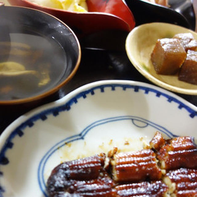 先日蒸したうなぎを食べました