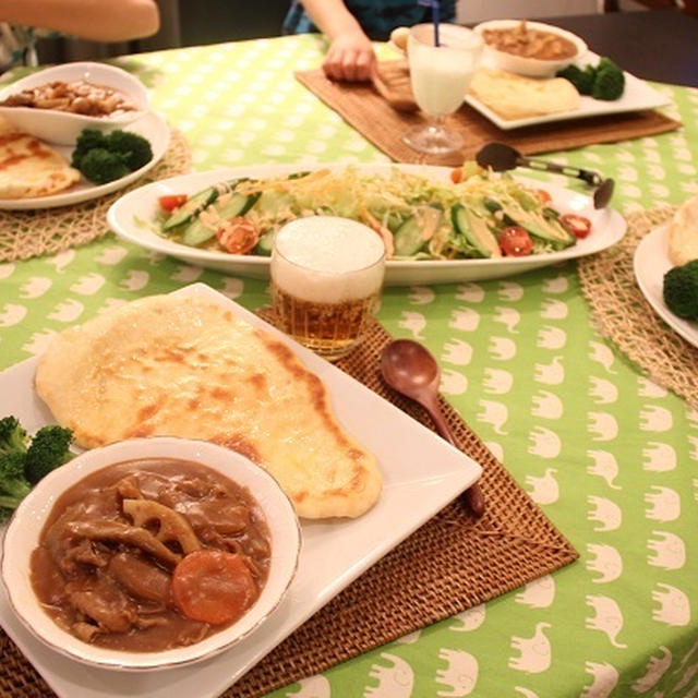 ナンと冬野菜のハピファミカレー！！