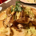 キャベツとあさりの洋風酒蒸し： Clams & Cabbage Japanese marinière