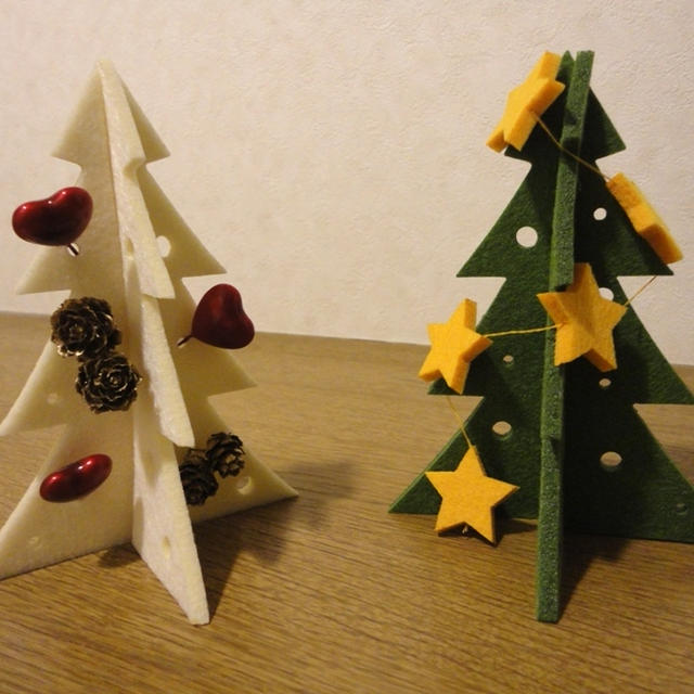 玄関にクリスマスグッズ