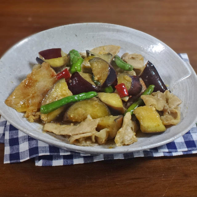 ごはんが進む＼コクうま ／簡単！豚肉と茄子の味噌醤油炒め