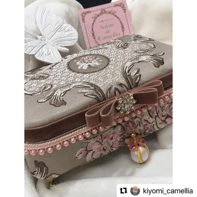 お財布のベッドディプロマレッスン♡ 魂輝道神愛先生監修のお生地で本校にお問い合わせくだ...