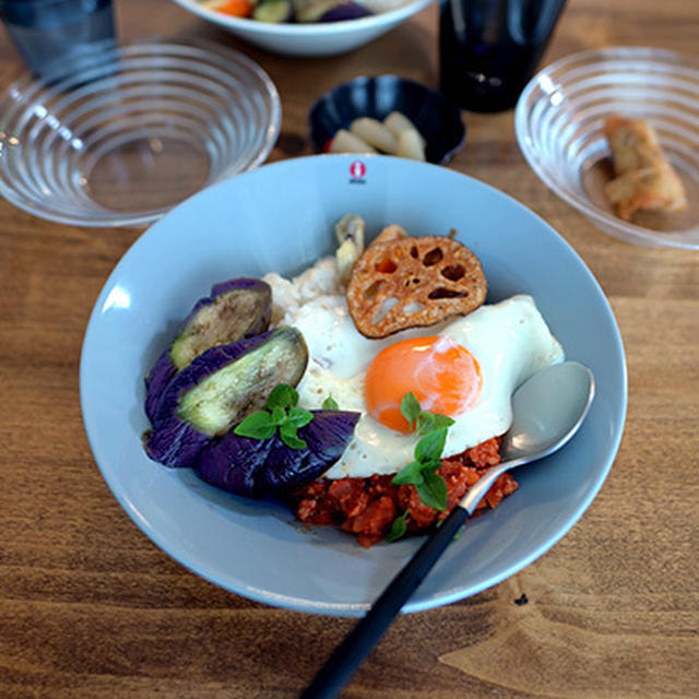 トマトライスとデザートライチ