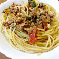 とろとろ〜とろける湯豆腐と、トマトと挽き肉のパスタ