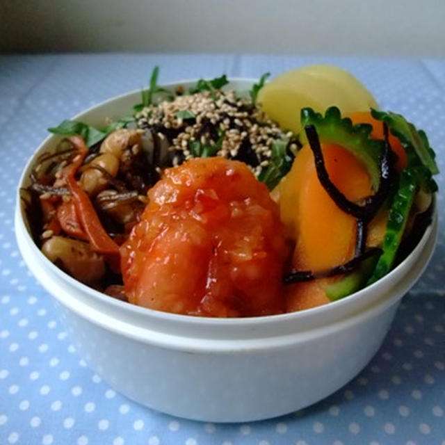 エビチリお弁当。