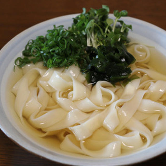 山本屋總本店の乾麺「巾広白波」で「きしころ」