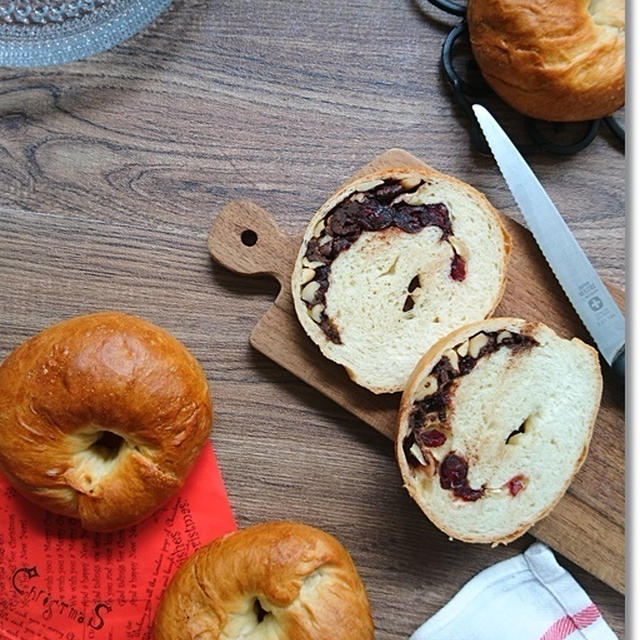 カシューナッツとクランベリーのチョコベーグルと子育てパン焼きの技！？